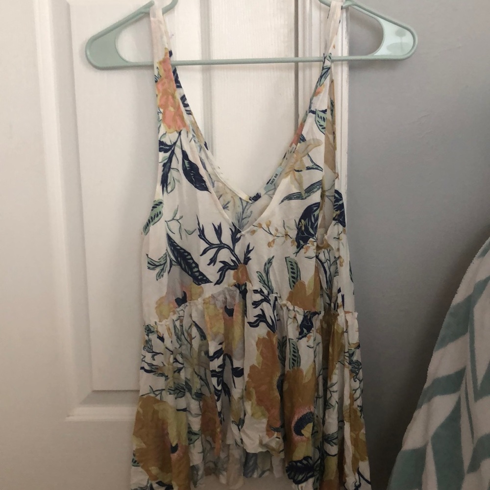 White floral tank top